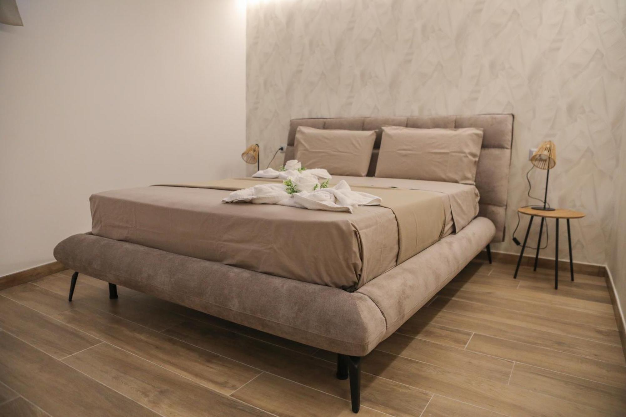 Luxury Regina 14 Appartement Bari Buitenkant foto