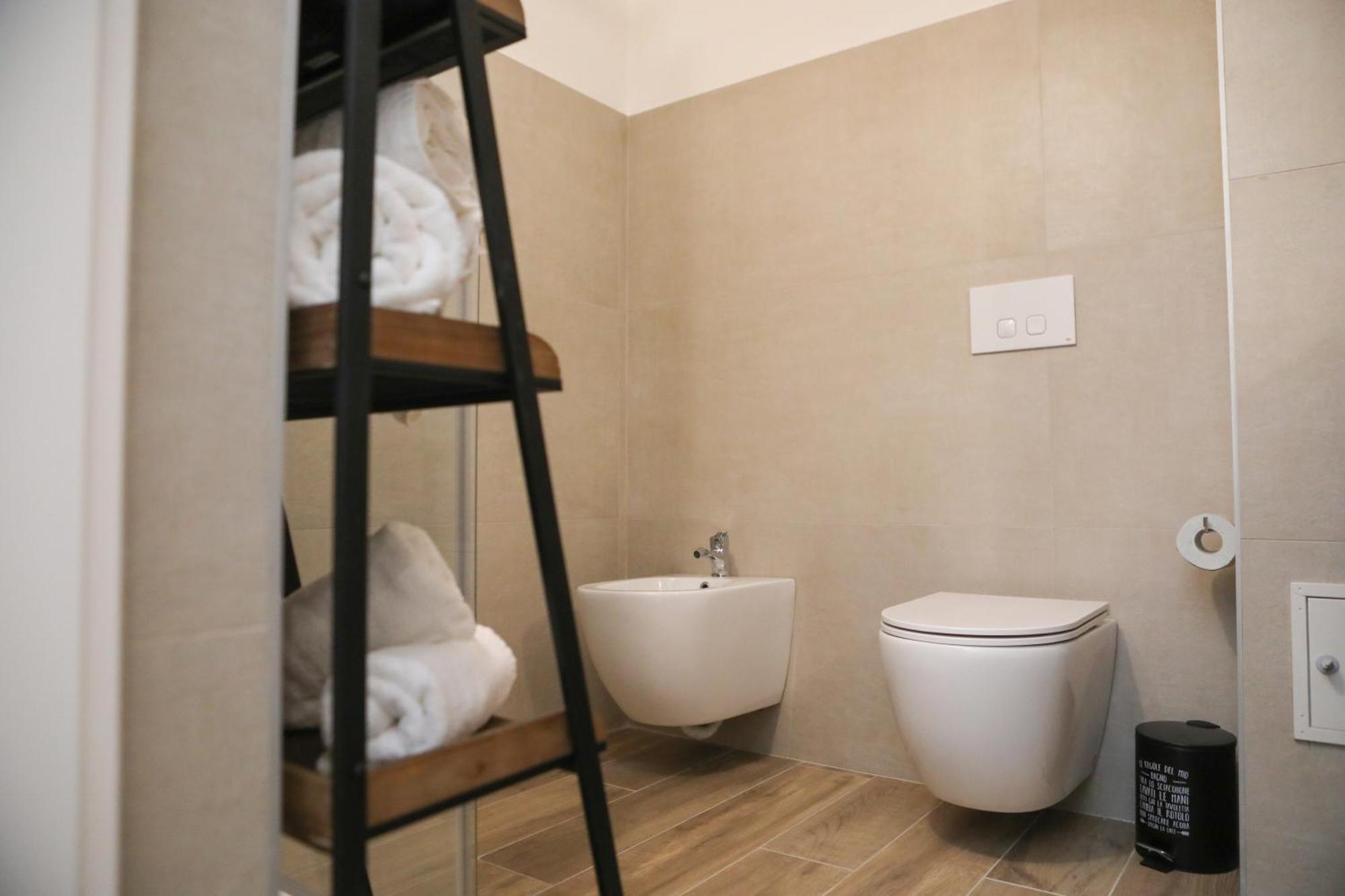 Luxury Regina 14 Appartement Bari Buitenkant foto