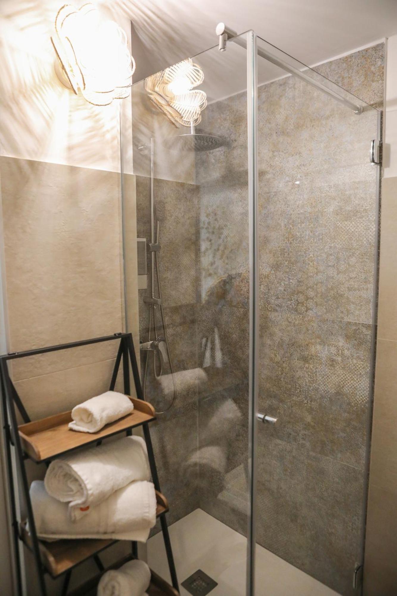 Luxury Regina 14 Appartement Bari Buitenkant foto